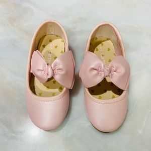 Carter’s Girl Shoes (7M)